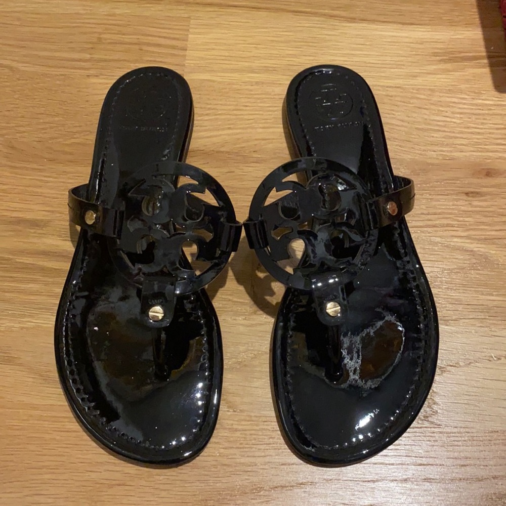 VGUC size 9.5 black patent Tory Burch Miller